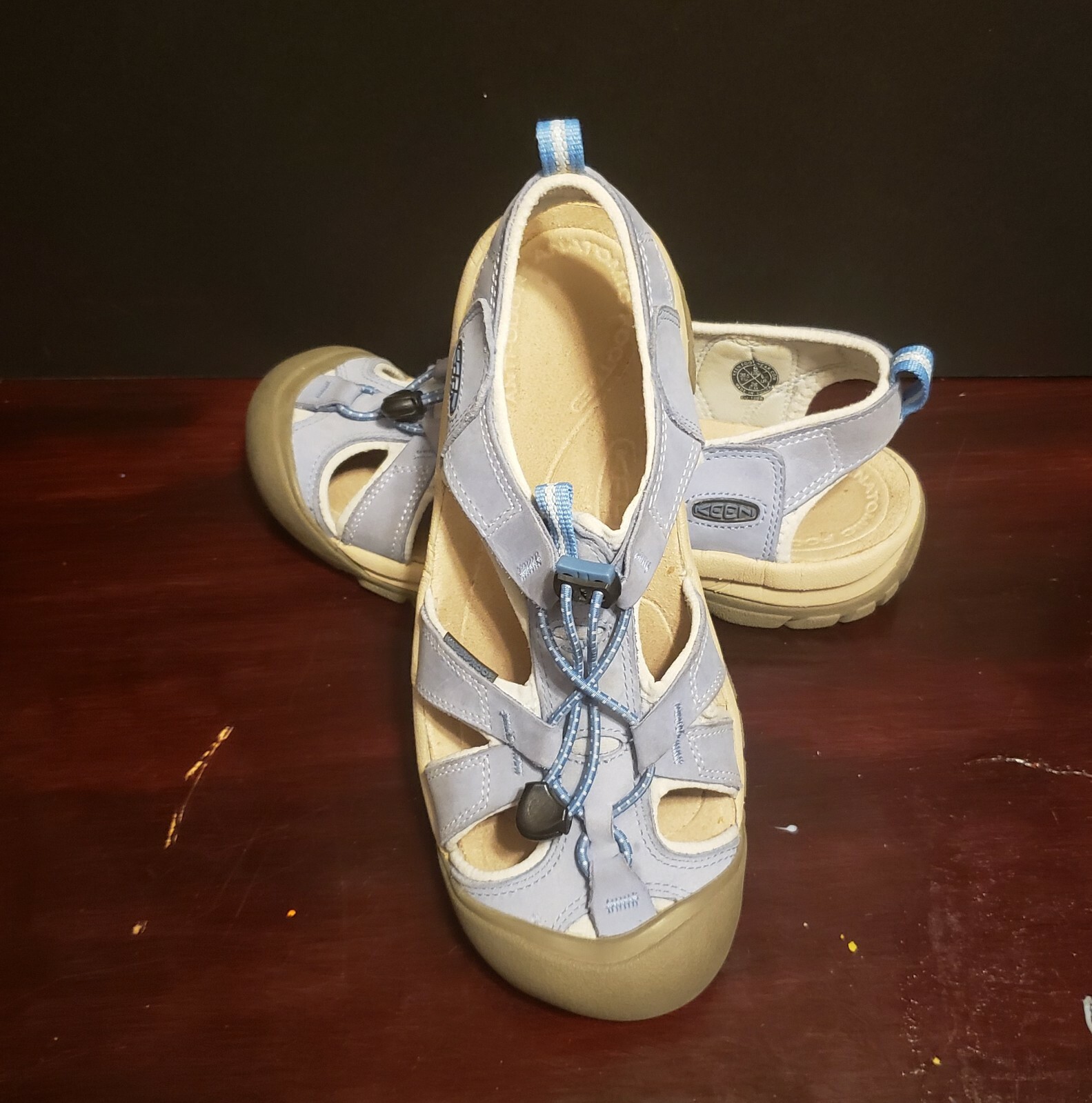 Scarpa donna Keen Newport taglia 9M verde USA sandalo pescatore sportivo usata