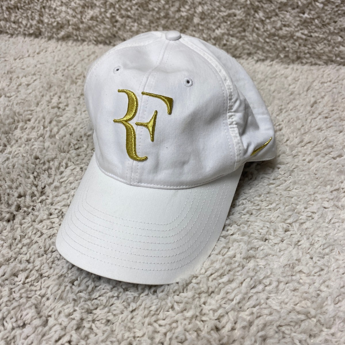 【希少】Nike ナイキ RFキャップ フェデラー ウィンブルドン5連覇記念 希少】Nike ナイキ RFキャップ フェデラー ウィンブルドン5連覇記念
