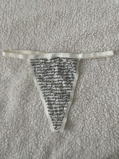Victoria's Secret / V-String Thong Panties With Logo/ Size L / NWT