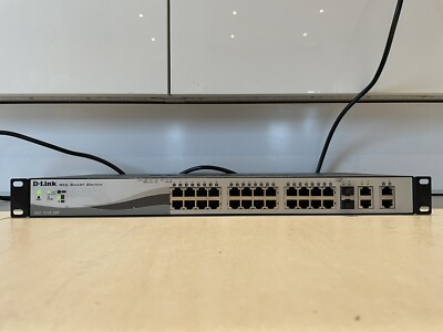 D-Link DES-1210-28P Web Smart Switch - gebraucht - 28 Ports und 2 SPF Anschlüsse