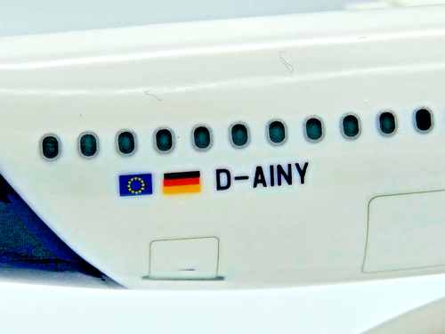 Lufthansa A320neo "LOVEHANSA" Maßstab 1:200 Herpa 613880 D-AINY - Picture 3 of 13