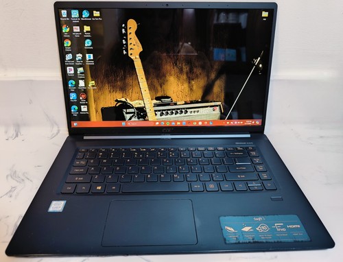 Acer Swift 5 SF515-51 15.6" Laptop Intel i5-8265U 1.60GHz 8GB Ram 256GB SSD