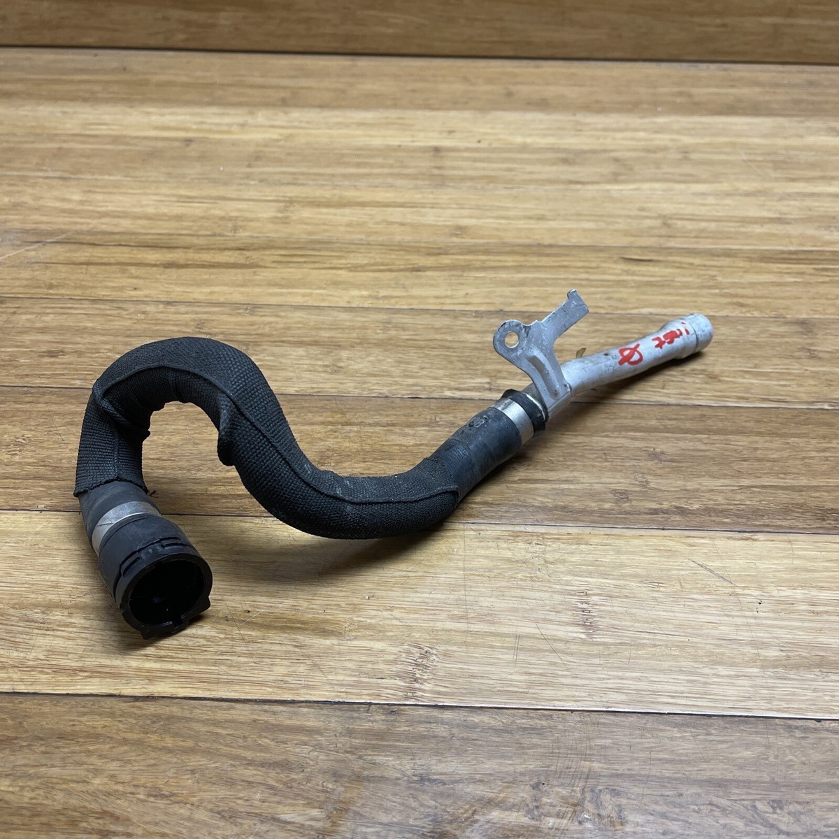 2016-2019 BMW 750i G12 Cooling Radiator Coolant Hose Tube Pipe OEM