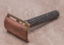 1940s - Gillette Tech DE Double Edge 3 Piece Razor - Fat Handle