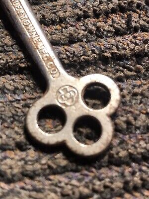 Old J11 Yale & Towne Mfg Co Solid Steel Skeleton Key w Old J11 Yale & Towne Mfg Co Solid Steel Skeleton Key w