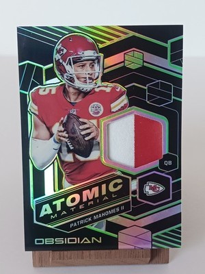 2018 Panini Patrick Mahomes Atomic Material #am-16 24/25