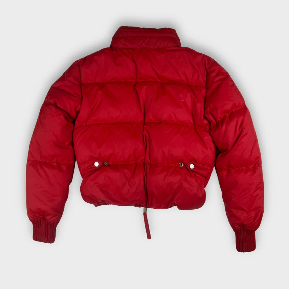 Chaqueta acolchada roja de plumón Dsquared2 para mujer talla 44 L abrigo bombardero con parche con logotipo con capucha Foto 4 de 4