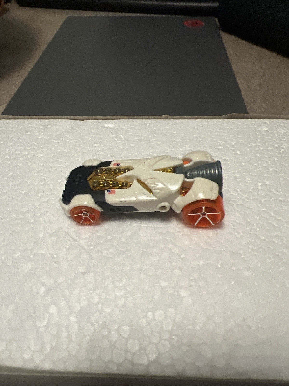 Hot Wheels Rocketfire #22 2008  1:64 Scale White 