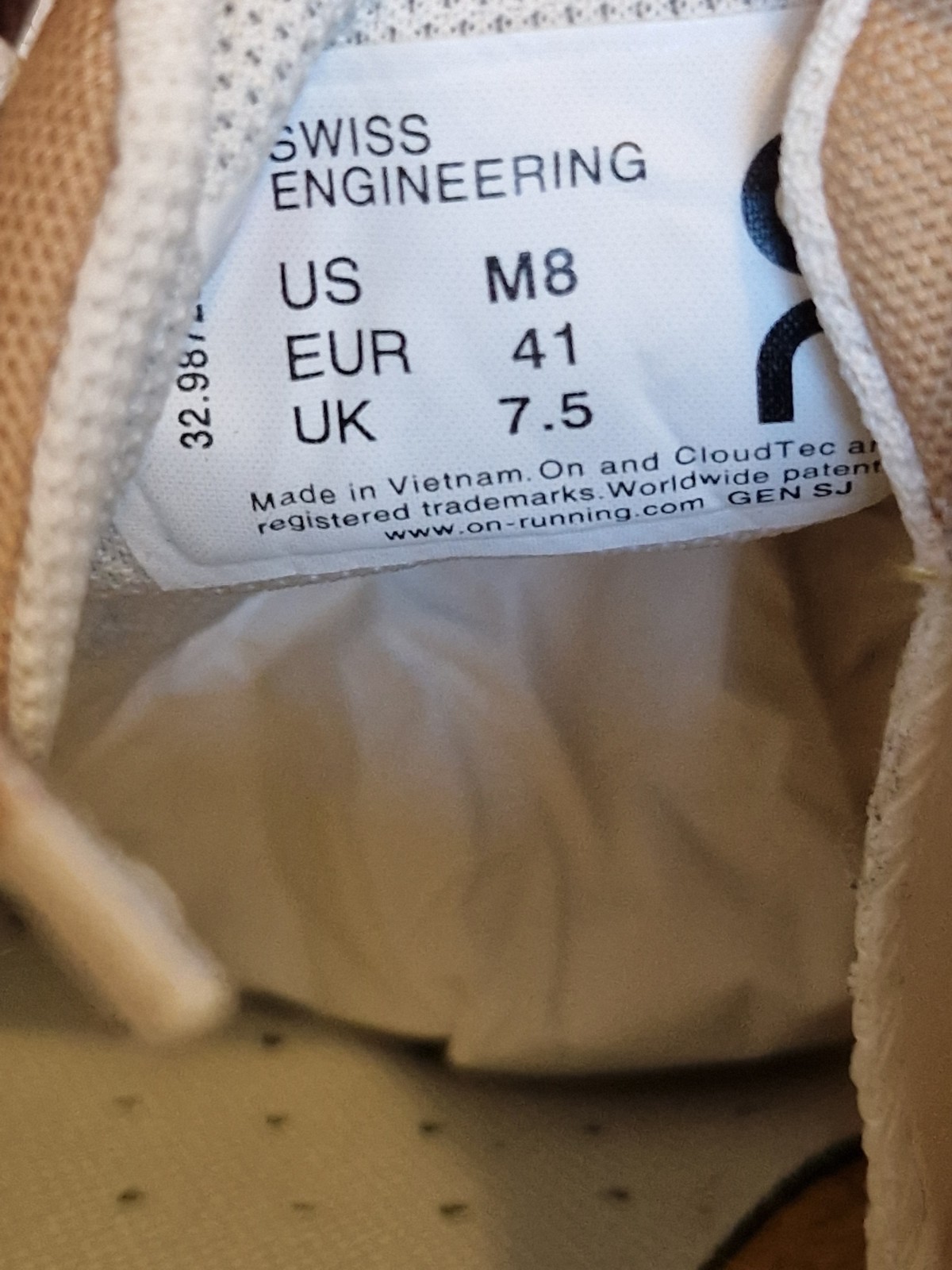 Size 8 - On Cloudventure x LOEWE Gradient Orange image 8
