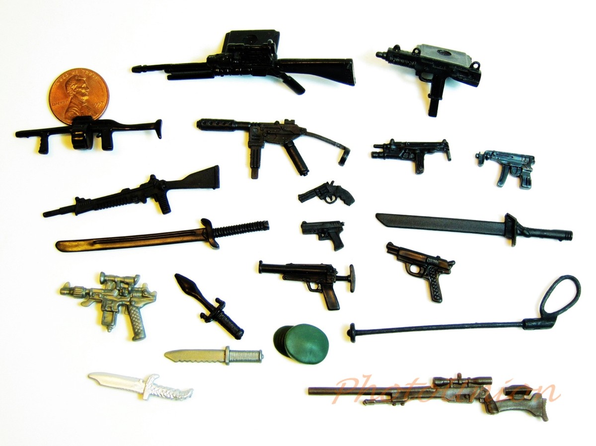 GI Joe Combat Force 1/18 Scale Weapon Machine Gun Pistol Sword