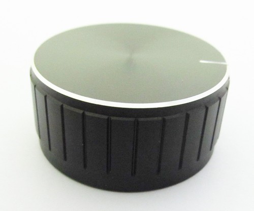 50pcs Audio Knobs Aluminum Black High Quality with 6.25mm(1/4") shaf 40x20mm - 第 1/3 張圖片