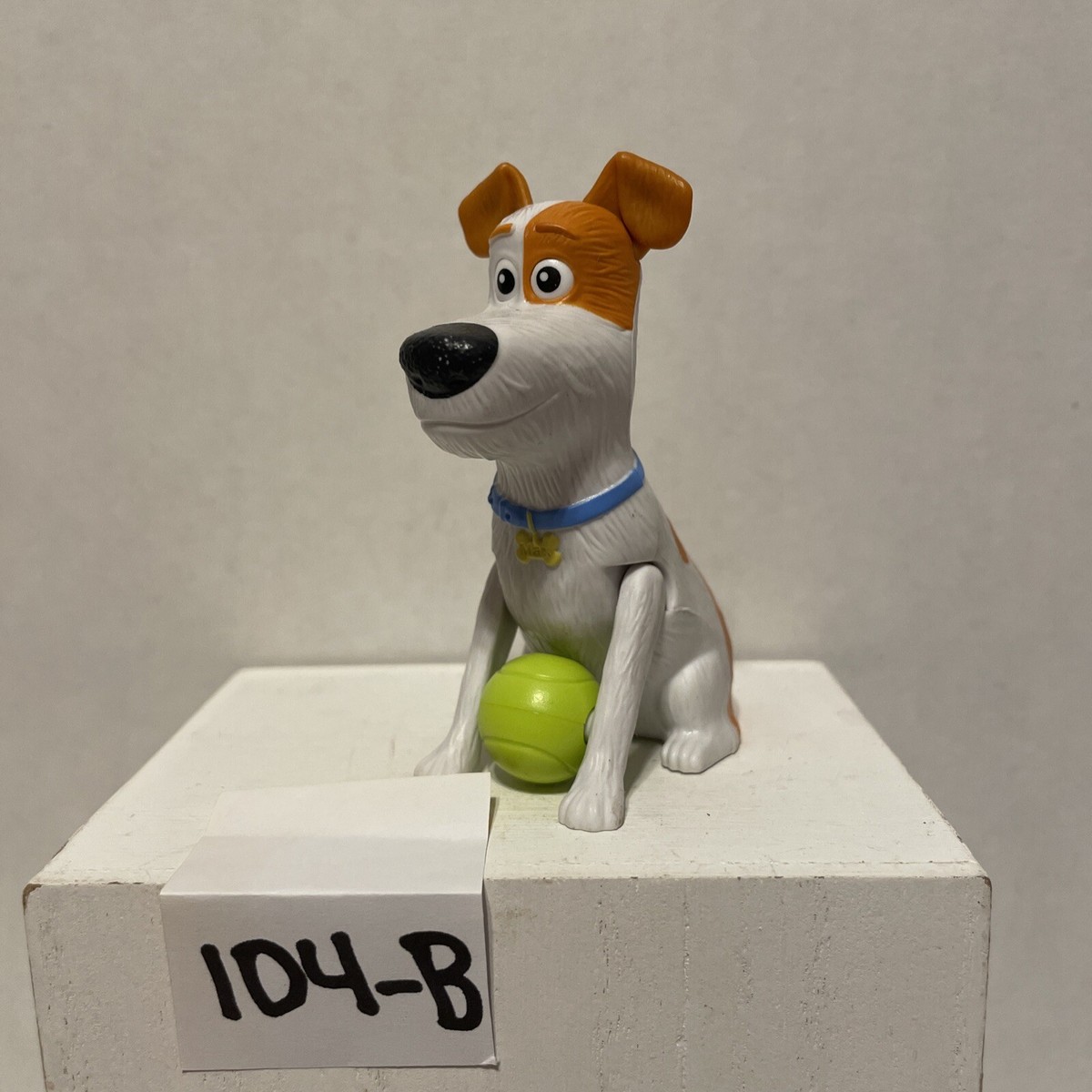 Secret Life of Pets Burger King toy Max the dog movable 2016