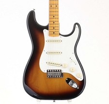 Fender American Vintage II 1957 Stratocaster 2-Color Sunburst 2022