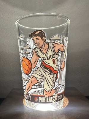 2025-2026 Portland Trailblazer s Deni Avdija #8 Collectable Stadium Glass NEW