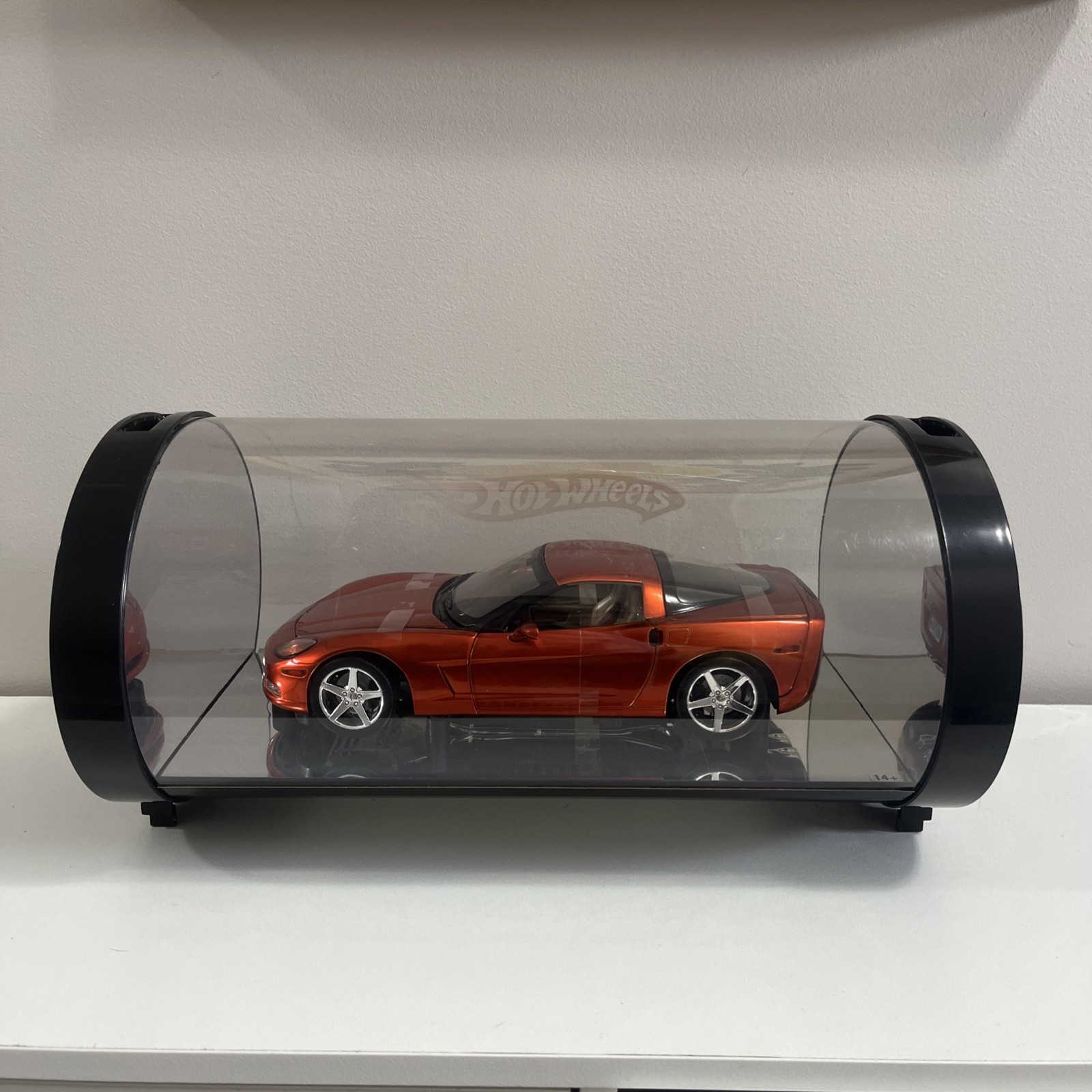 Hot Wheels 1/18 Scale Mattel Showcase Burnt Orange Corvette C6 Sealed