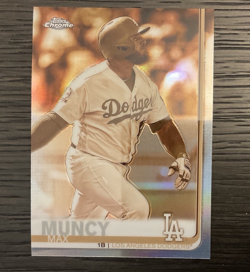 2019 Topps Chrome #32 Max Muncy Sepia Refractor