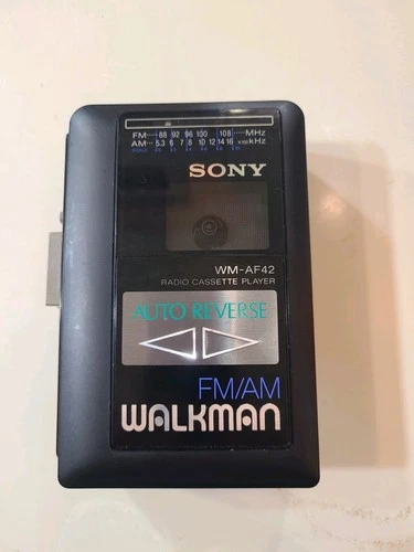 Vintage Sony Walkman WM-AF42 Cassette Player Radio AM/FM FOR PARTS