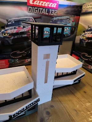 SASRATEC Pitlane Gebäude Carrera 132 124 1:32 Boxengasse , Position Tower 1:32