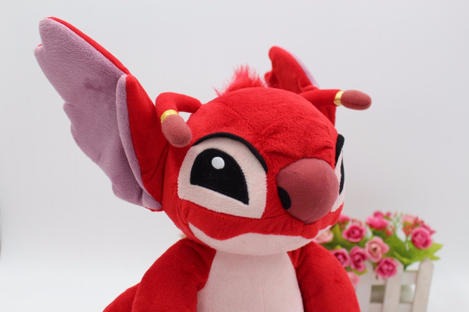 Disney Peluche Leroy avec coeur rouge rose 25 cm