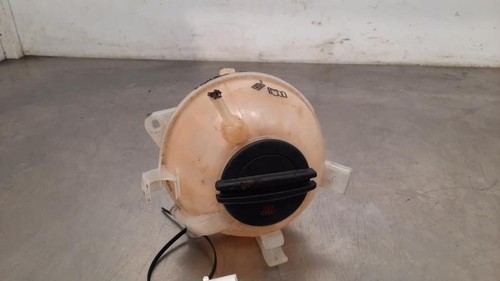 Audi RSQ3 Ausgleichsbehälter 1K0121407A