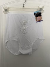 NWT Bridal Panties Bali 2633 Skimp Skamp Brief Size 5 with VTG Lace