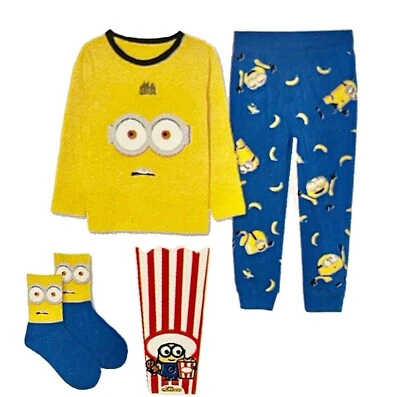 Neu Minions Jungen Pyjama Schlafanzug mit Kuschelsocken Set in Film Geschenkbox