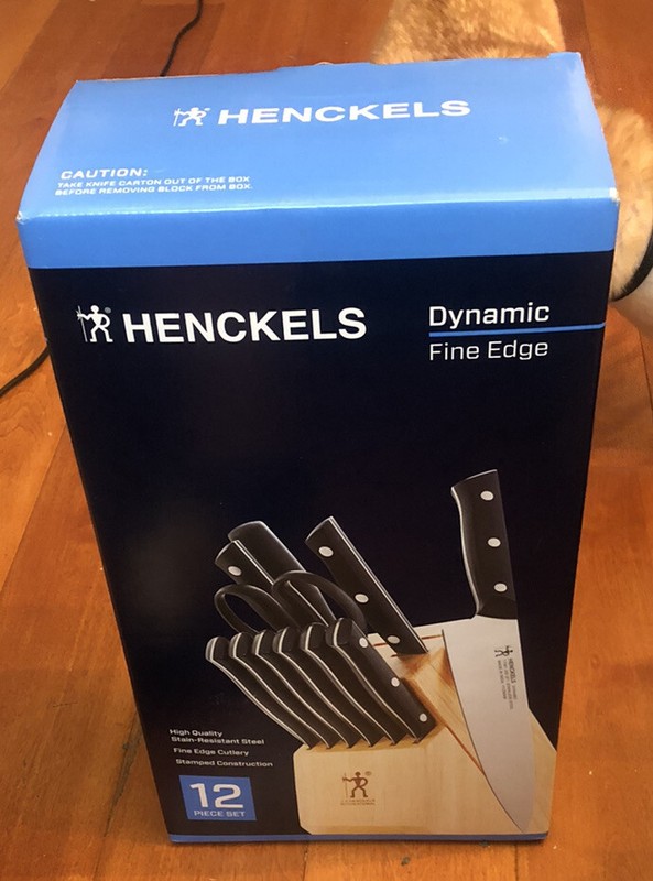 NIB HENCKELS INTERNATIONAL Dynamic Fine Edge 12 Piece Knife Set with Block