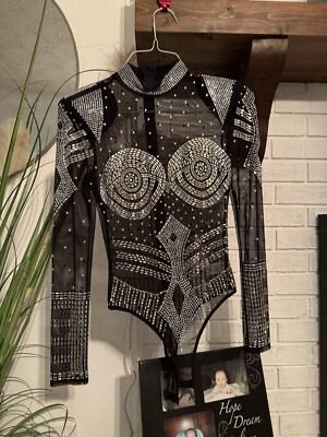 womans clothes