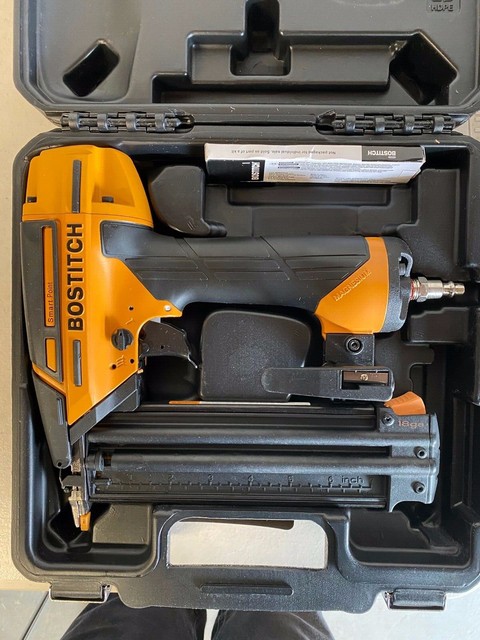 Bostitch Btfp12233 Smart Point 18 Gauge Brad Nailer 120 Psi