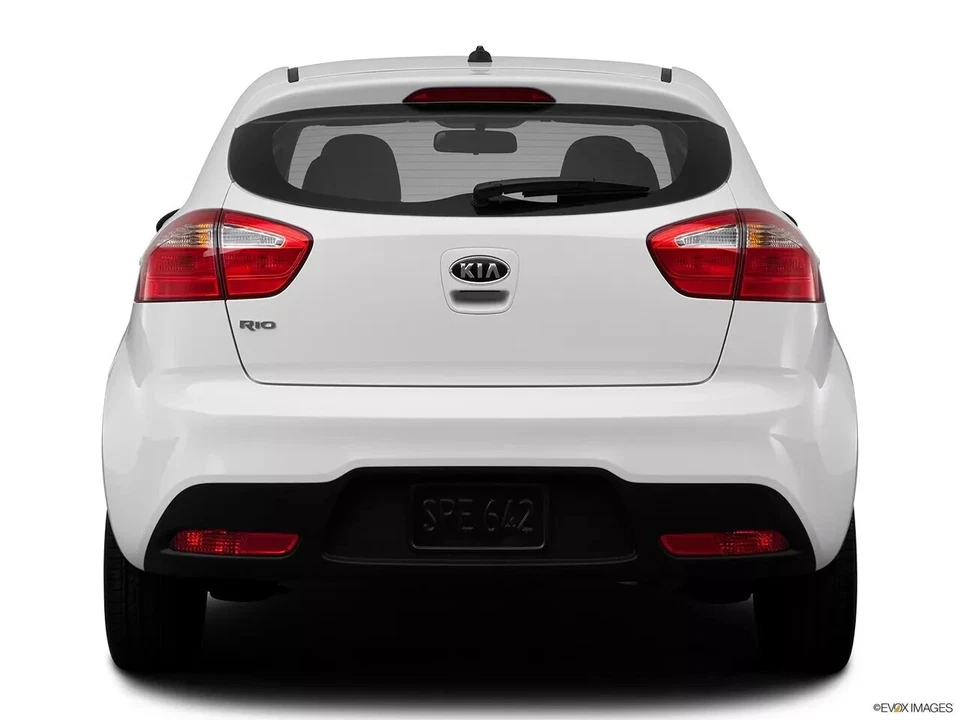 FARO TRASERO EXTERIOR IZQUIERDO KIA RIO HATCHBACK 2012-2013-2014 92401-1W210 Foto 2 de 3