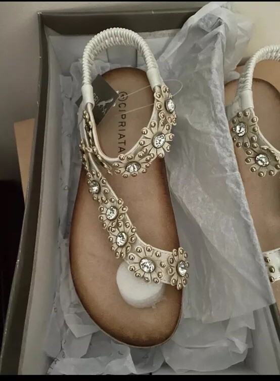 APL Sandali taglia 4