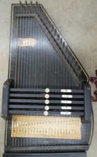 Oscar Schmidt Autoharp 5 Chords USA with Case, Very Good Condition
