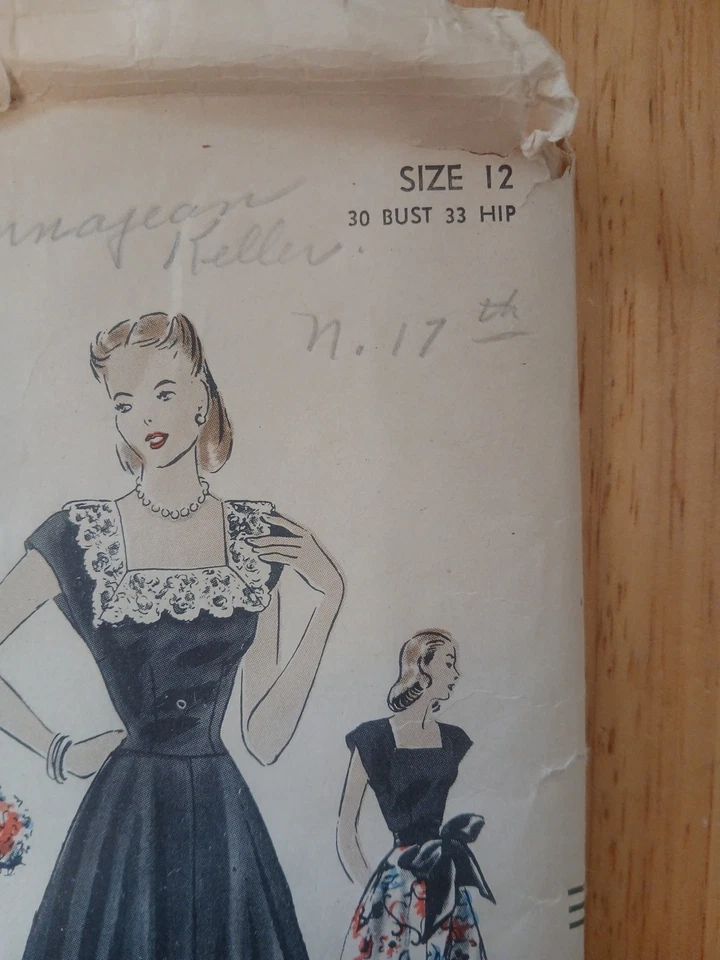  Raro vestido de noche glamuroso de la década de 1940 o patrón de novia Vogue 5484 sin cortar Foto 3 de 4