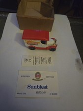 1990 Limited Edition Oxford Diecast "Sunblest" Morris Van - 3751 of 35000