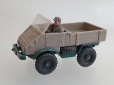  Unimog offen typ 4 beigegrau patinagrün 197...
