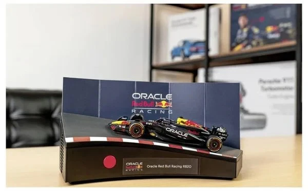 FRANZIS Oracle Red Bull Racing (2025) Advent Calendar Christmas Holiday Gift - Image 4 of 4