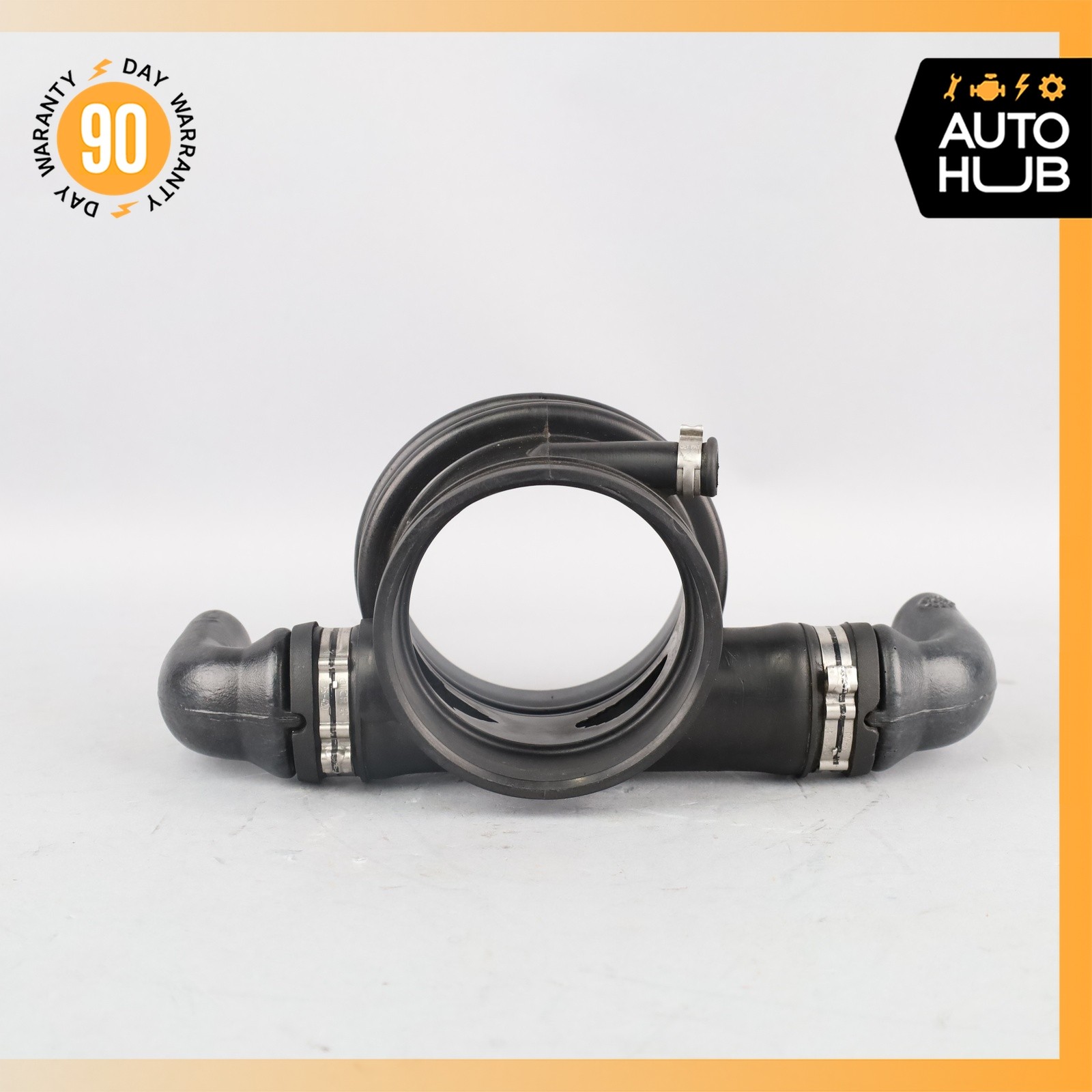 04-19 Maserati GranTurismo Quattroporte F136 Air Intake Duct Hose 215889 OEM