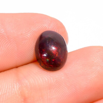 Opale Noire éthiopienne 2,68 Carats - Cabochon Translucide - Naturelle - Superbes Jeux De Couleur