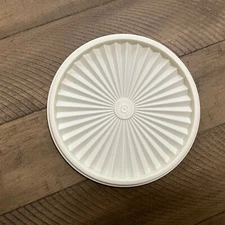 Tupperware 806 Lid Canister Lid  7 “ Round Instant Starburst Replacement 7.5”