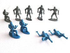Vintage Lot 9 MPC Blue, Gray Civil War Plastic Figures Ring Slot Alamo DAMAGED