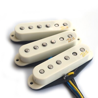 Single Coil Pickup Stratocasters Fuzzy Duck  Gold Serie-Vintage weiß Set