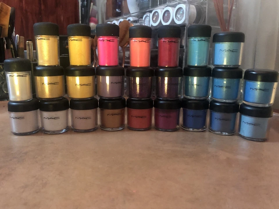 M.A.C Loose Pigment Eyeshadow Power 0.26 Oz Full size Various Color - Image 2 of 4