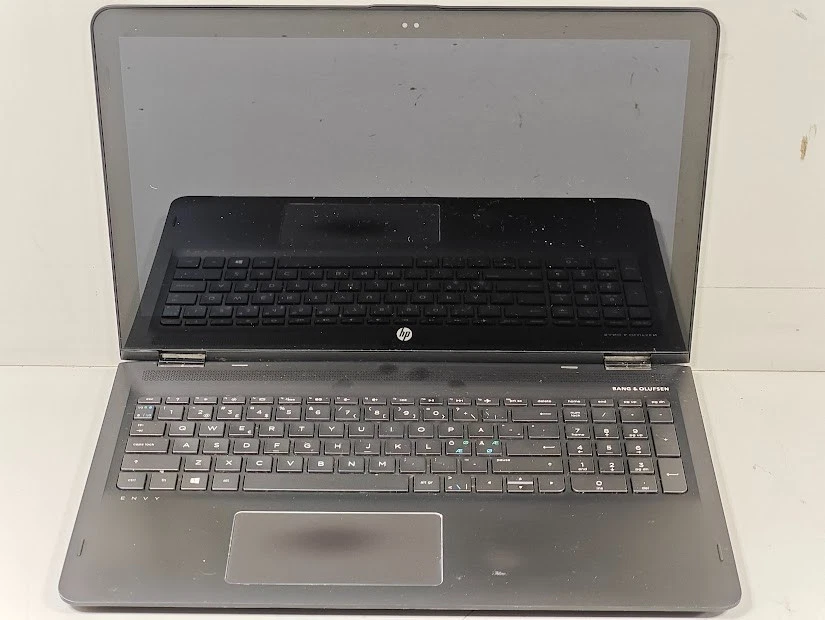 HP Envy x360 Convertible 15-ar081no - AMD A9-9410, 8GB RAM 5.6" Foto 2 de 4