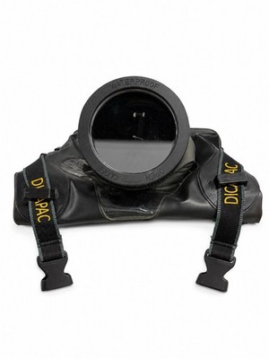 Dicapac Waterproof DSLR Camera Case / Underwater Housing