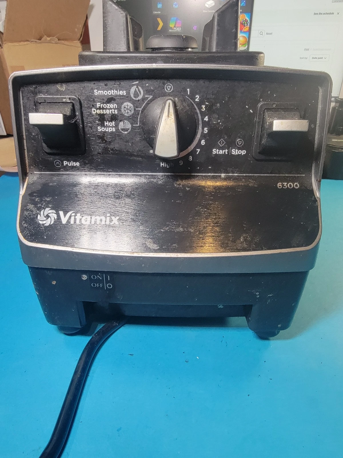Vitamix 6300 VM0102B Professional Blender 2HP Motor Base Only