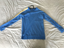 Originals blue and yellow top of the line jumper with clean fit.