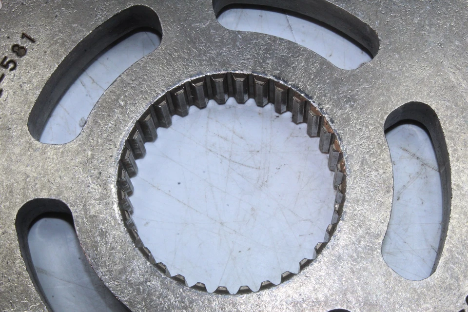 Ski Doo Grand Touring 900-600 Ace SE 1200 2018 4Tec Gear 49 T 504152581 Foto 4 de 4