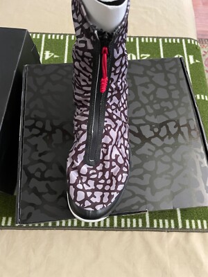 Air Jordan 28   XX8 Elephant Print. Size: 11