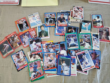Small Lot of Dunruss, Bowman, and Fleer Baseball Cards (45)