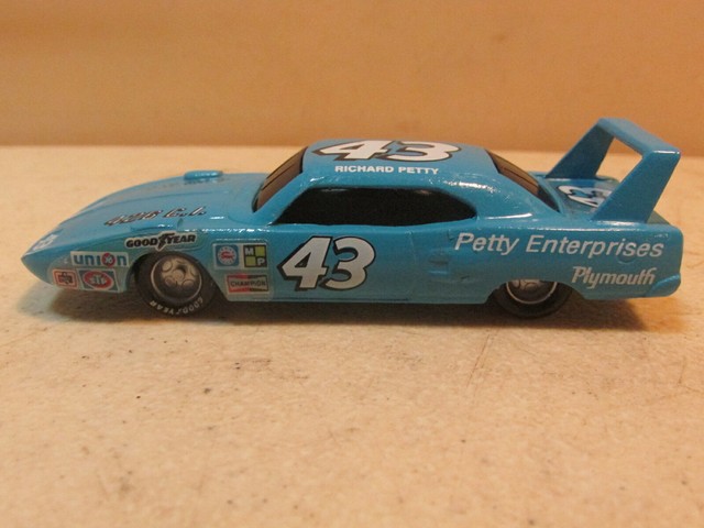 richard petty diecast